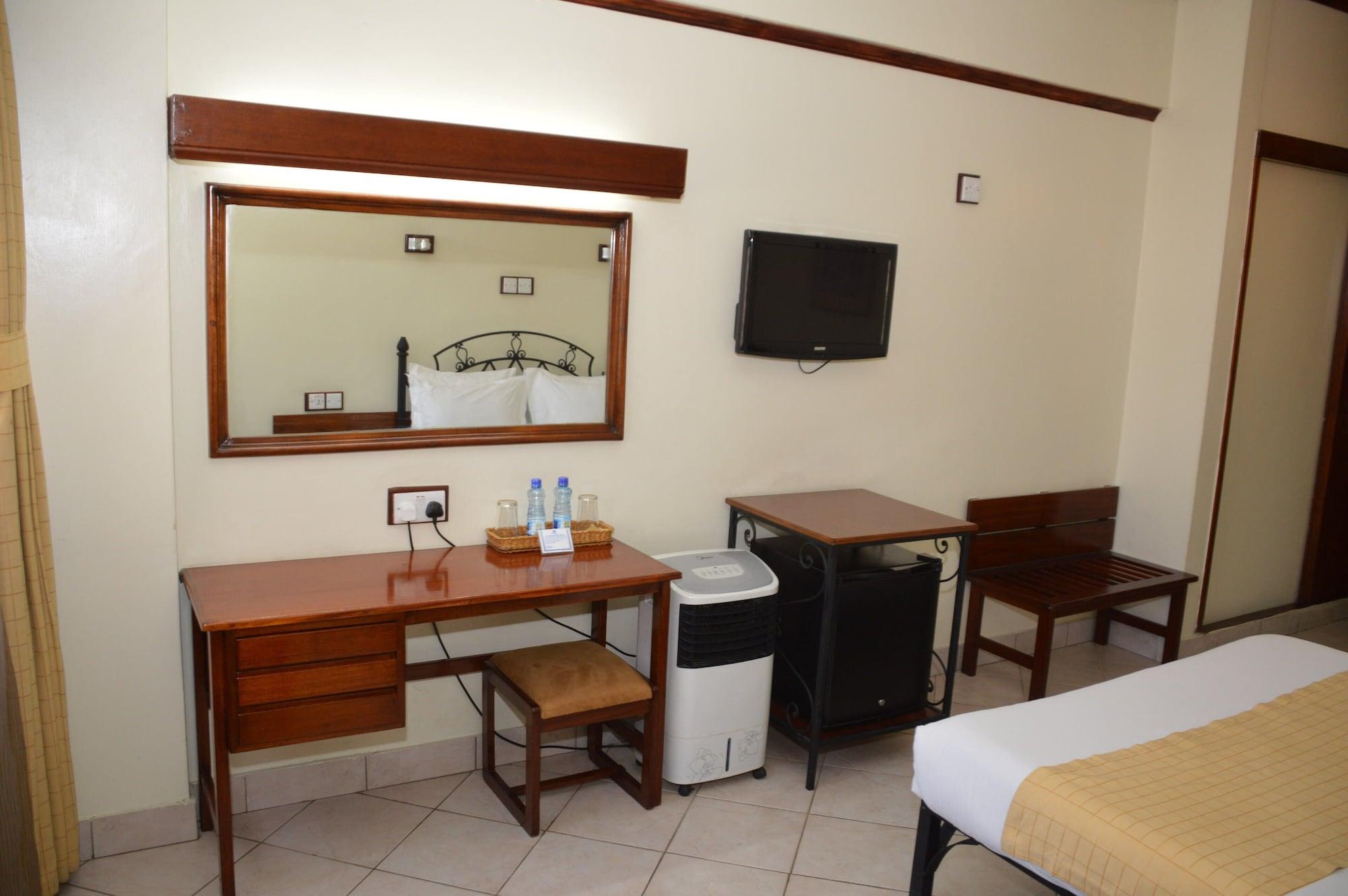 Sentrim 680 Hotel Nairobi Buitenkant foto