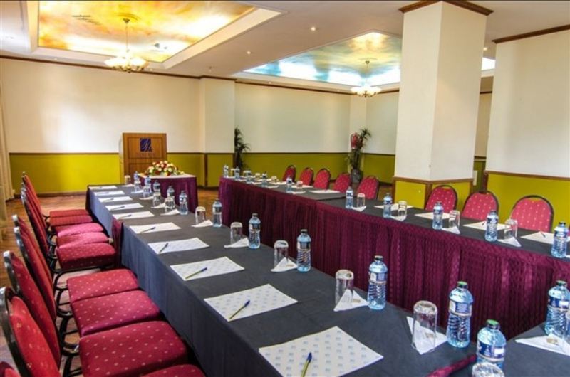 Sentrim 680 Hotel Nairobi Buitenkant foto