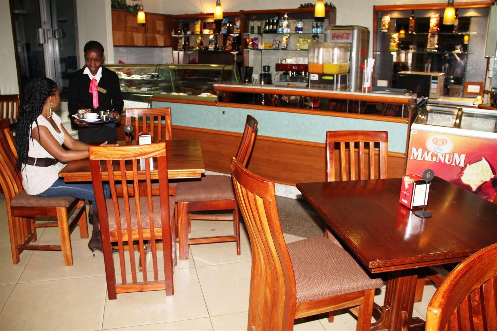 Sentrim 680 Hotel Nairobi Buitenkant foto